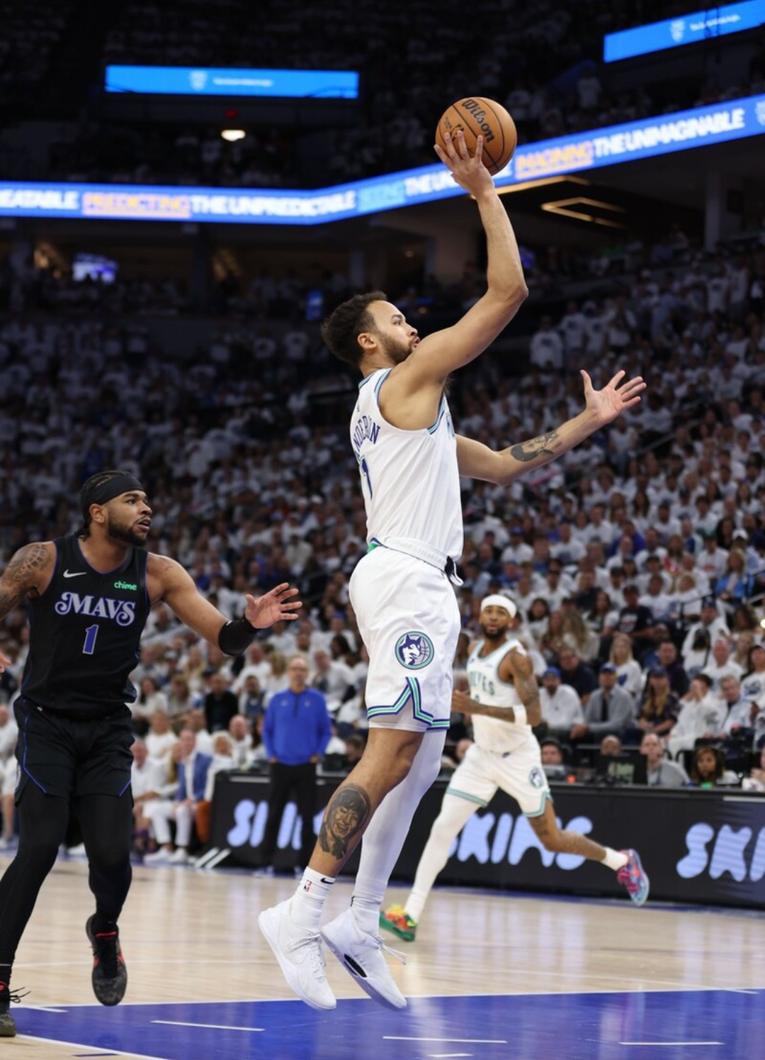 英雄联盟s15-西甲转会期再迎强敌，明尼苏达森林狼篮板制胜，主帅态度：质疑声仍在，临场指挥获称赞的简单介绍