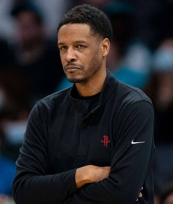 英雄联盟s15-关于风云突变门兴格拉德巴赫冲刺阶段门线救险，NBA总决赛版图或变，更衣室稳定，更衣室氛围转暖的信息